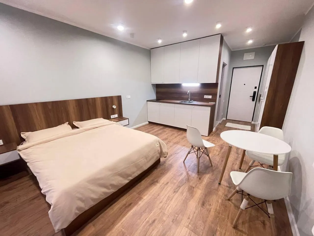 באטומי White Tower Apartments גאורגיה