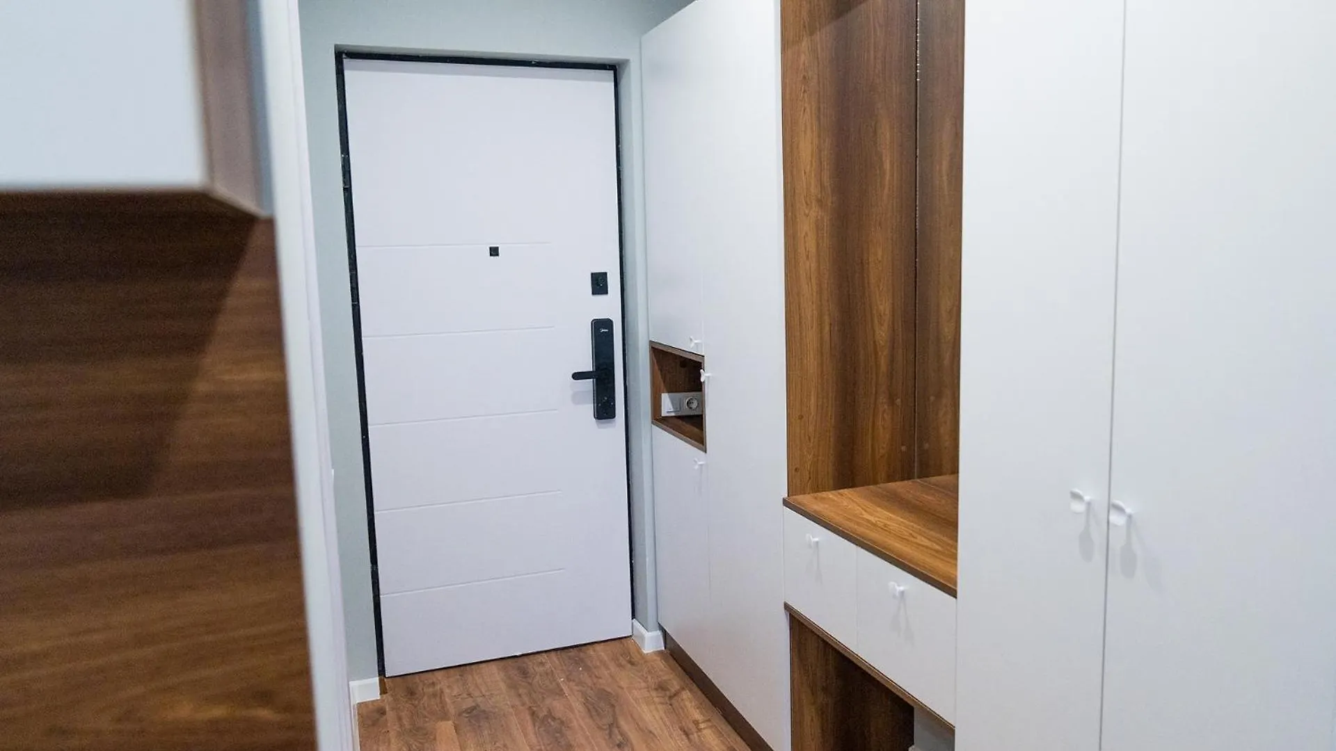 באטומי White Tower Apartments גאורגיה
